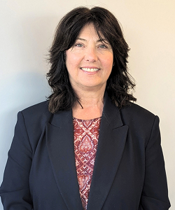 headshot of Litsa Bantrouhas