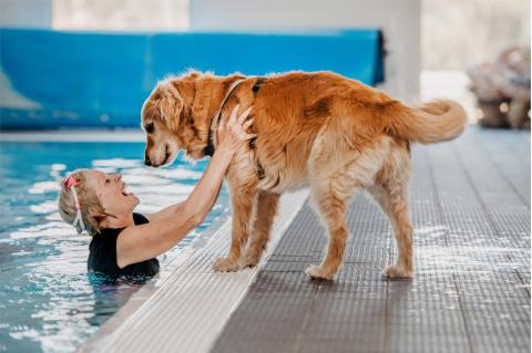 Roma and Val, by the pool